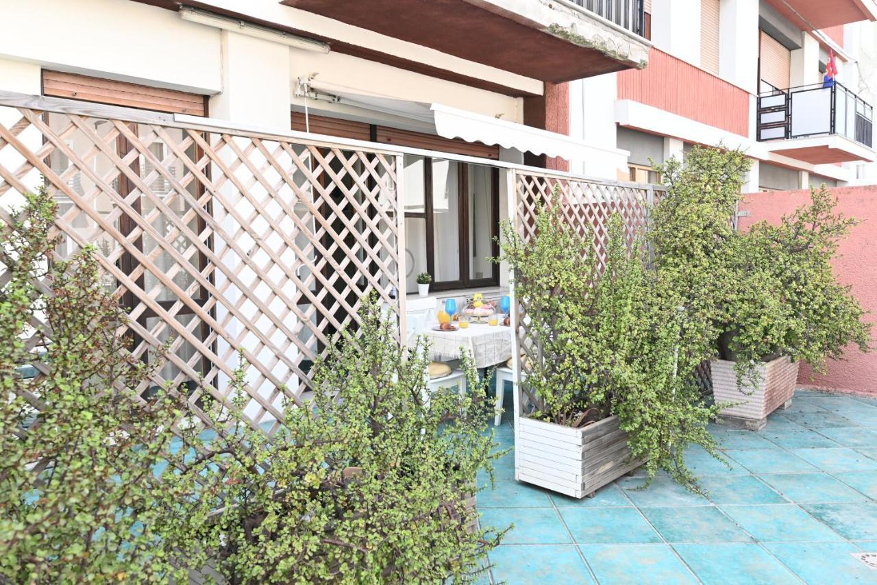 Izzhome Holiday Terrace كالياري المظهر الخارجي الصورة