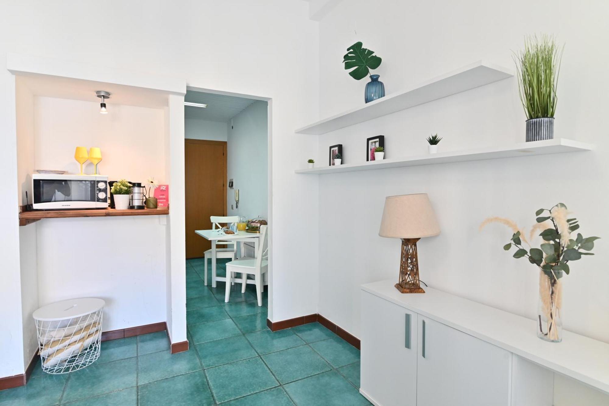 Izzhome Holiday Terrace كالياري المظهر الخارجي الصورة